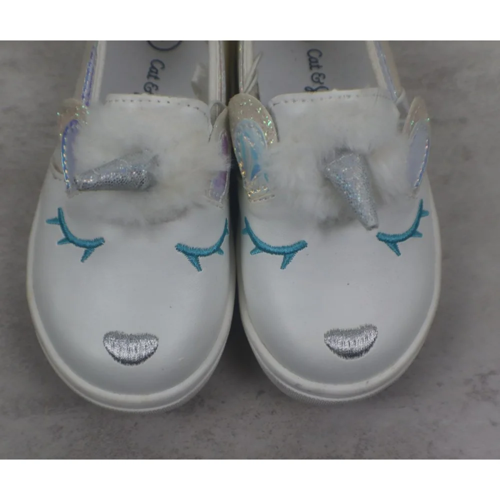 NWOT Cat & Jack Cute Animal Unicorn Glitter Slip On Sneaker Toddler Size: 7